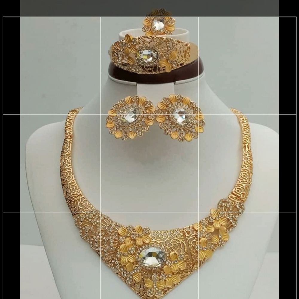 WOMEN'S 4PIECE JEWELRY SETS